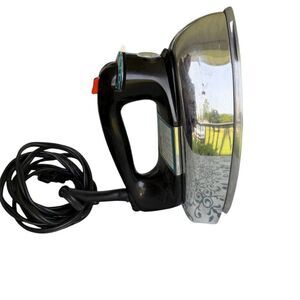 Black and Decker Vintage Classic Steam Dry Iron Black